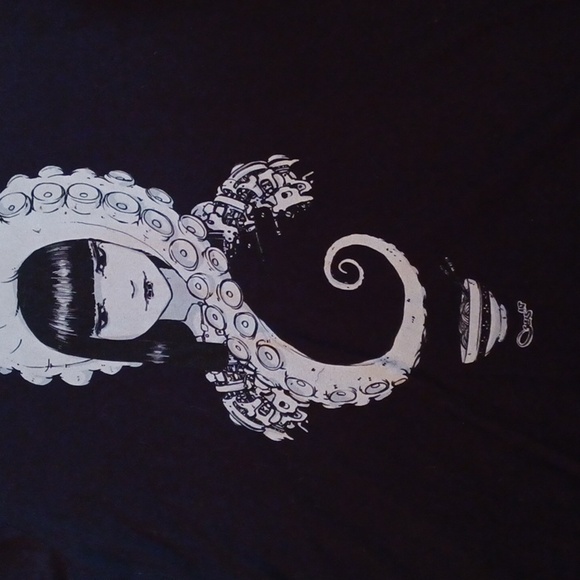 Manga tee, ladies L - Picture 3 of 4